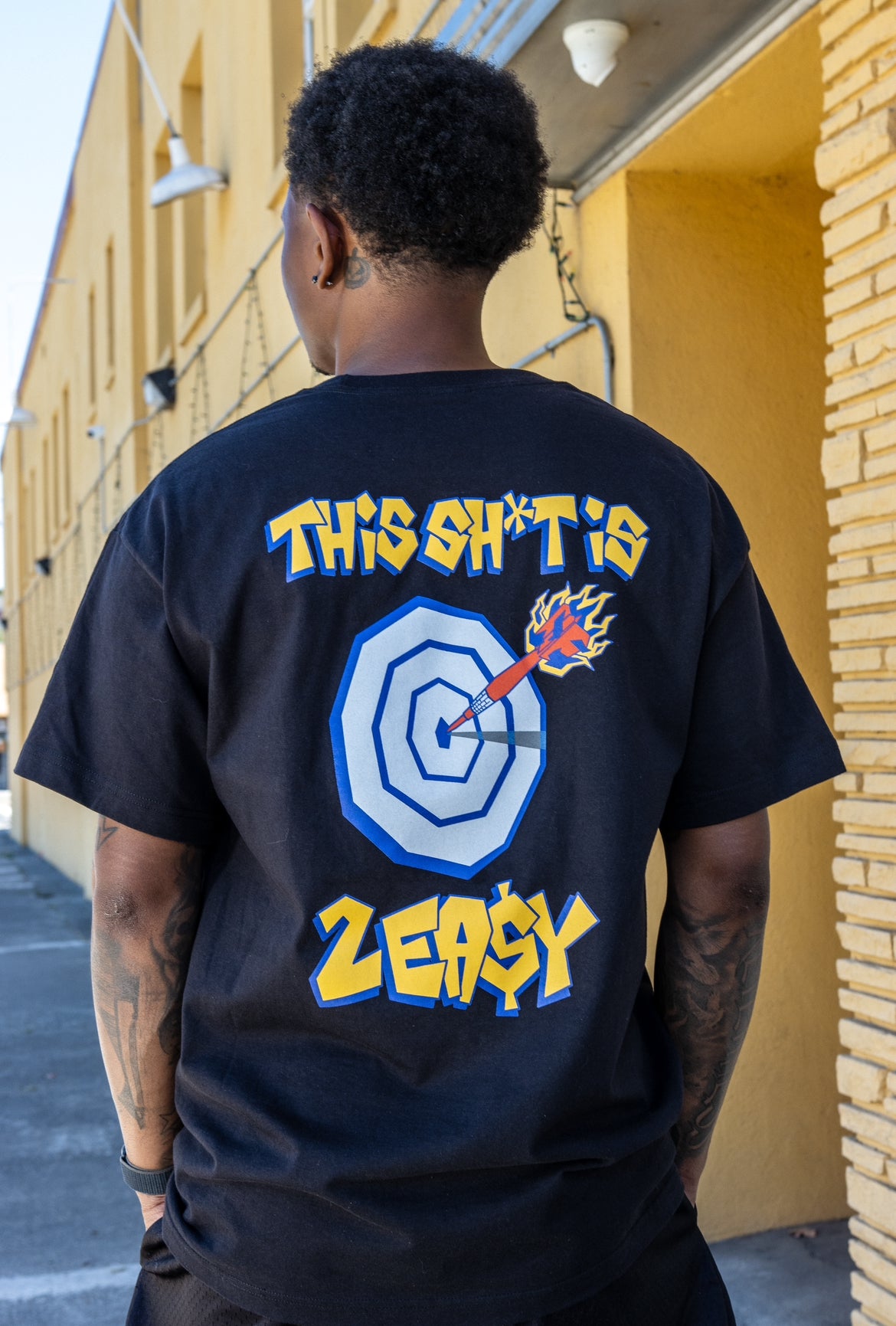 THIS SH*T IS 2EA$Y BULLSEYE DART POCKET TEE